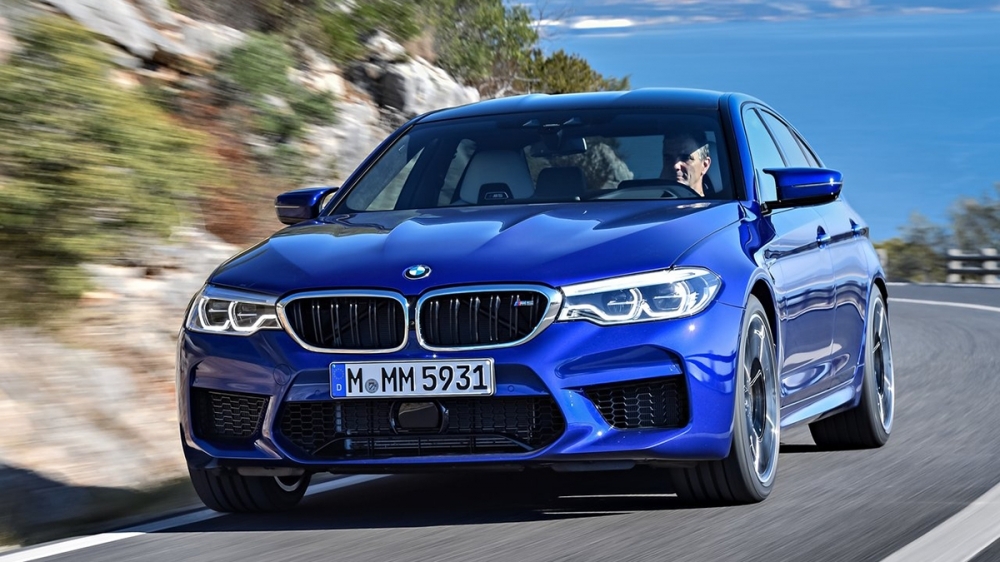 2019 BMW 5-Series Sedan M5