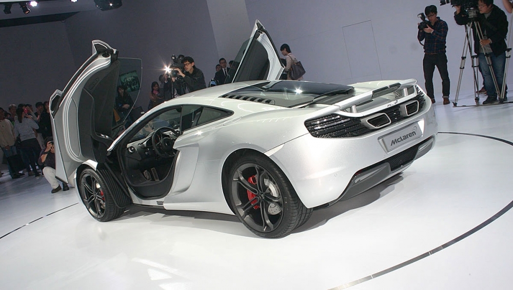 McLaren_12C_V8