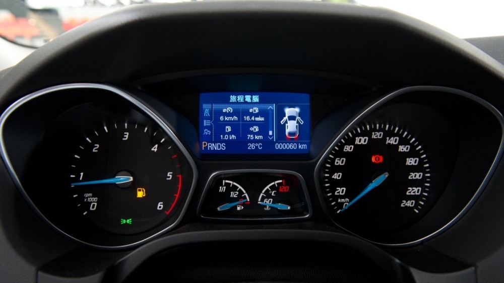 Ford_Focus 4D_1.6汽油舒適型