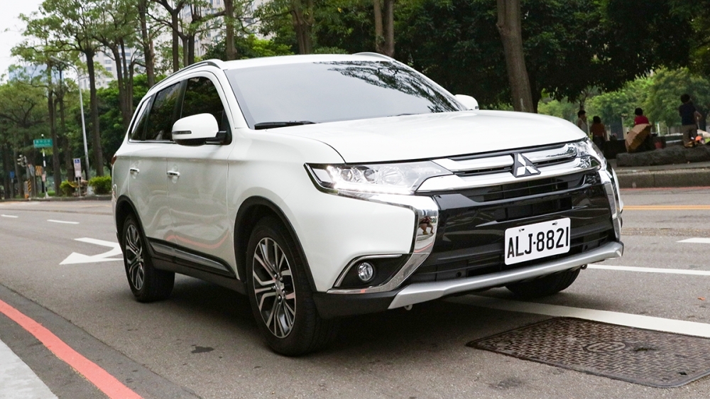 Mitsubishi_Outlander_魅力型