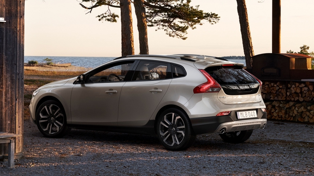 2018 Volvo V40 Cross Country T4輕旅漫遊版