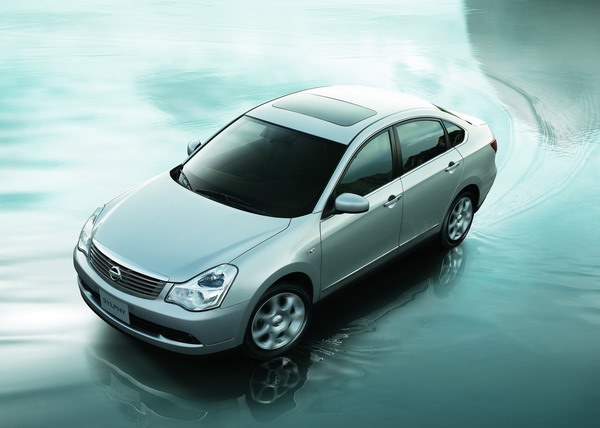 2012 Nissan Bluebird 2.0 I