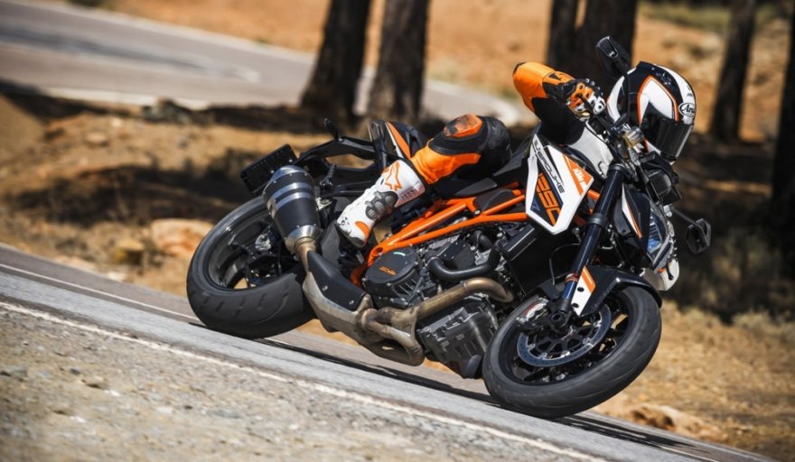 2016 KTM Duke 1290 Super R