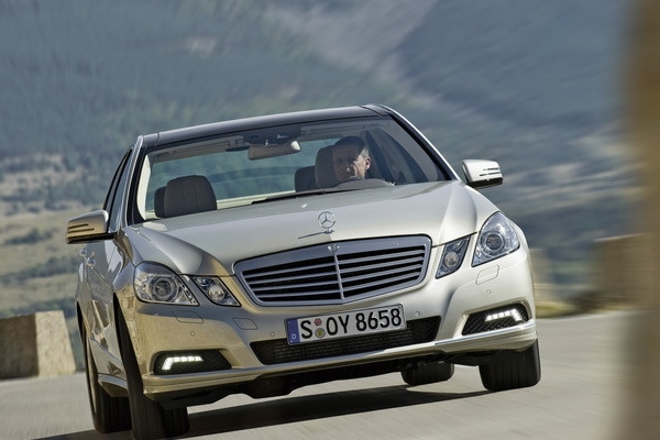 2009 M-Benz E-Class E300 Elegance