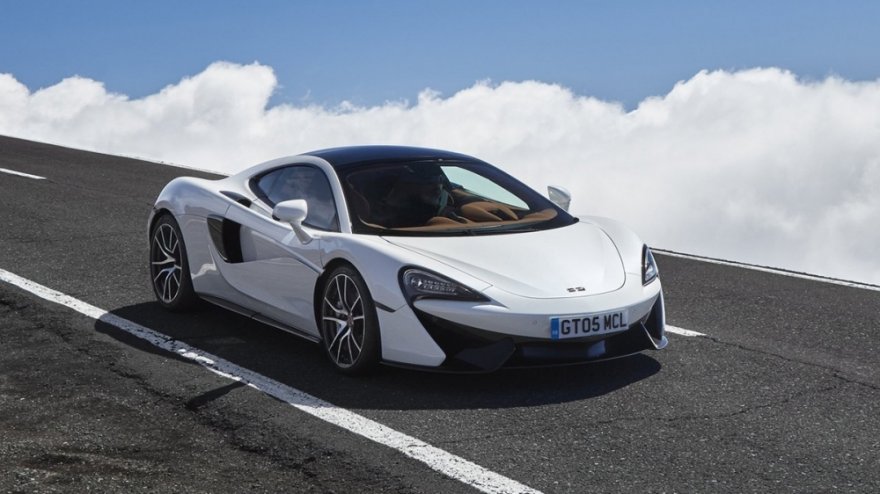 2017 McLaren 570 GT V8