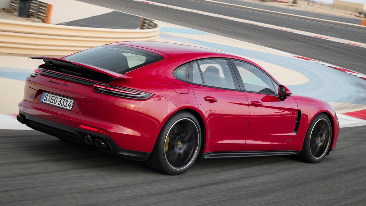 2020 Porsche Panamera GTS