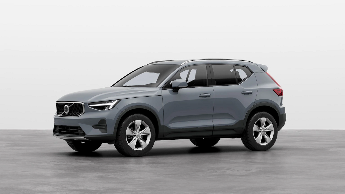 2023 Volvo XC40 T2