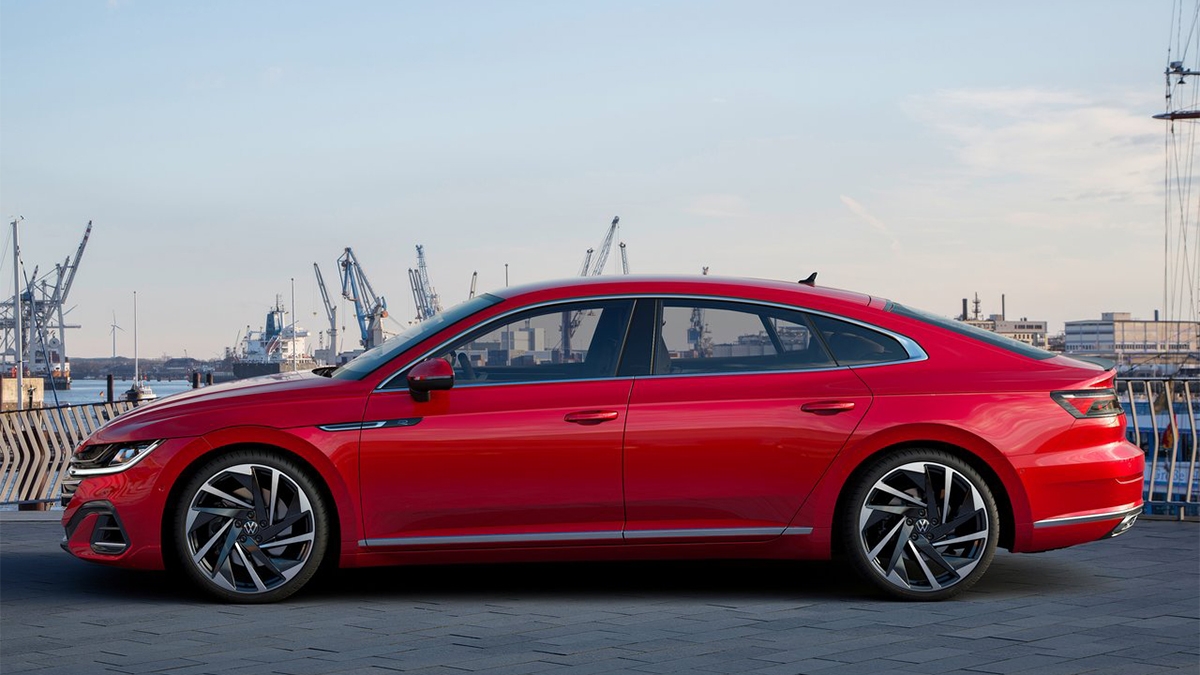 2021 Volkswagen Arteon Fastback 330 TSI R-Line