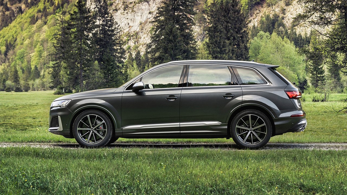 2023 Audi Q7 SQ7