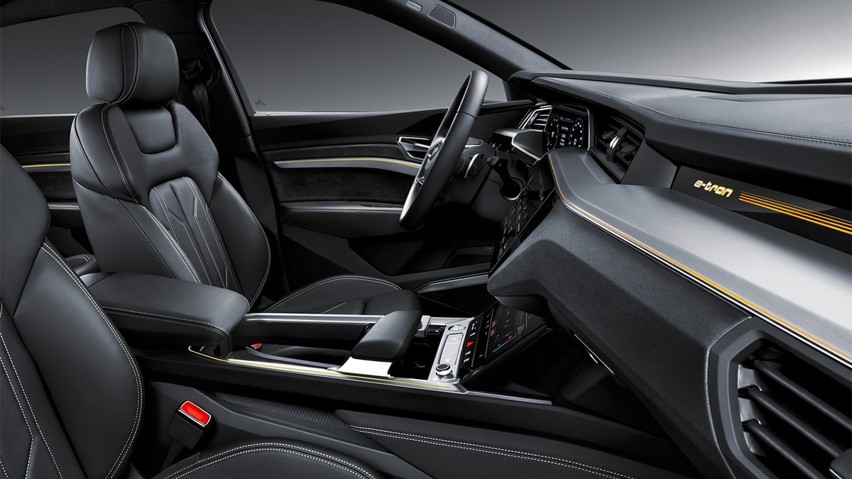 2021 Audi e-tron 55 quattro  Advanced