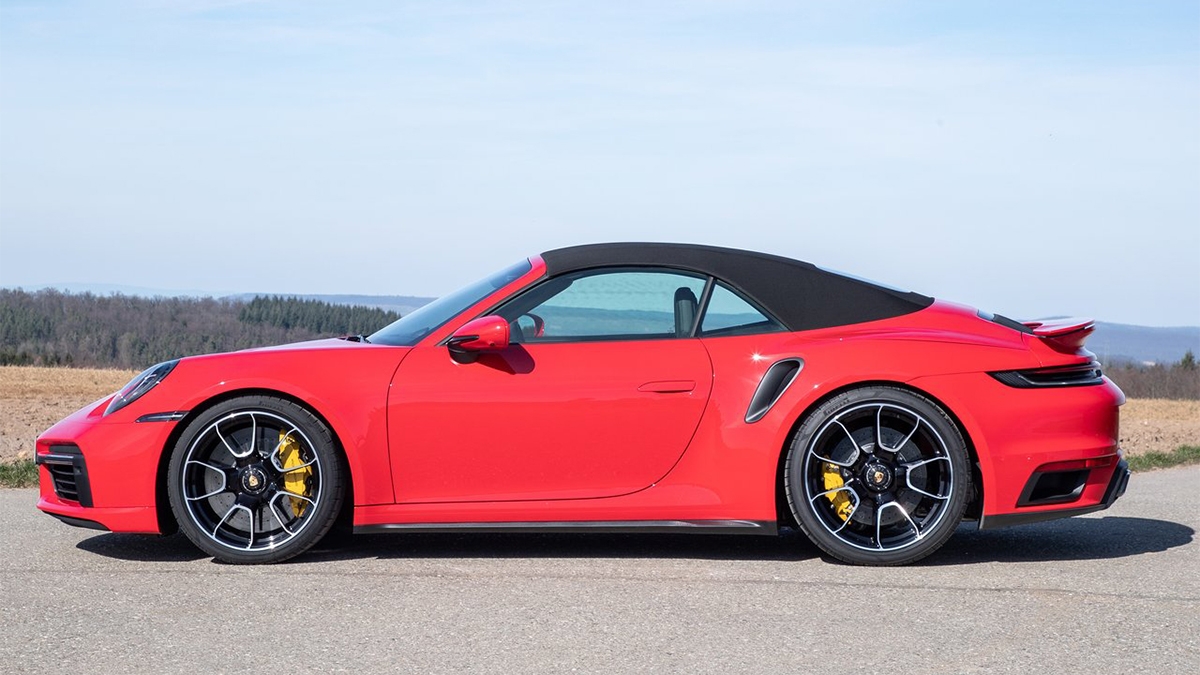 2022 Porsche 911 Turbo S Cabriolet