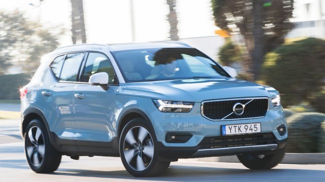 2019 Volvo XC40 T4 Momentum