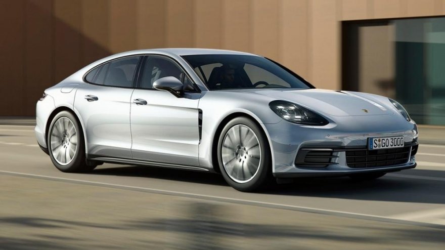 2020 Porsche Panamera