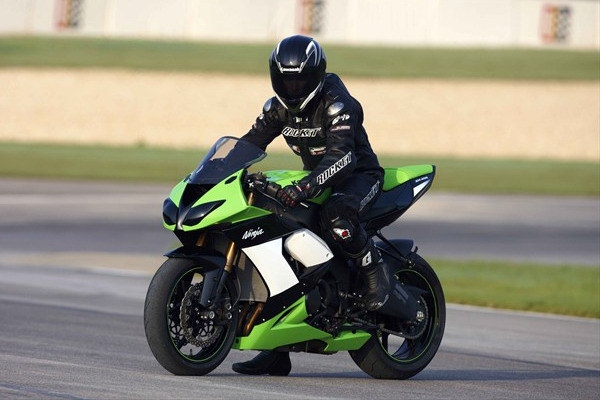 Kawasaki_ZX_10R