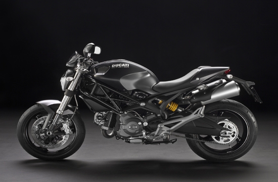 Ducati_Monster_696