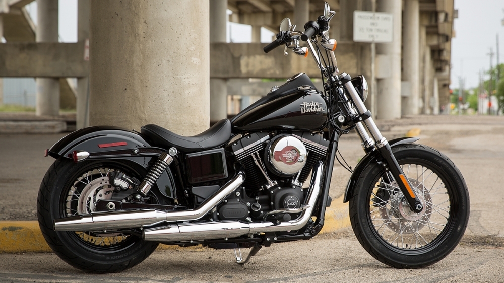 Harley-Davidson_Dyna_Street Bob