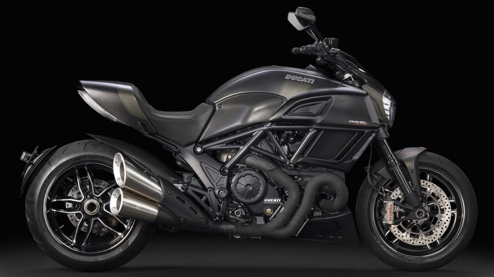 Ducati_Diavel_Carbon