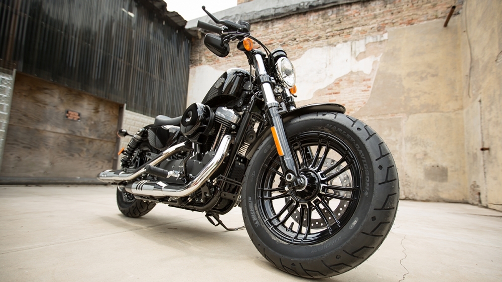 Harley-Davidson_Sportster_1200 Forty Eight