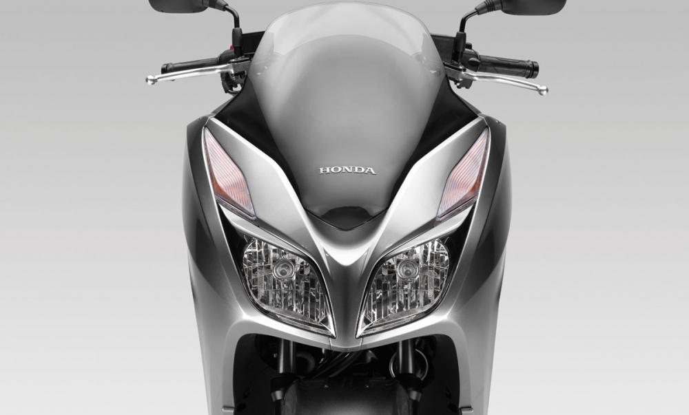 2018 Honda NSS 300 ABS