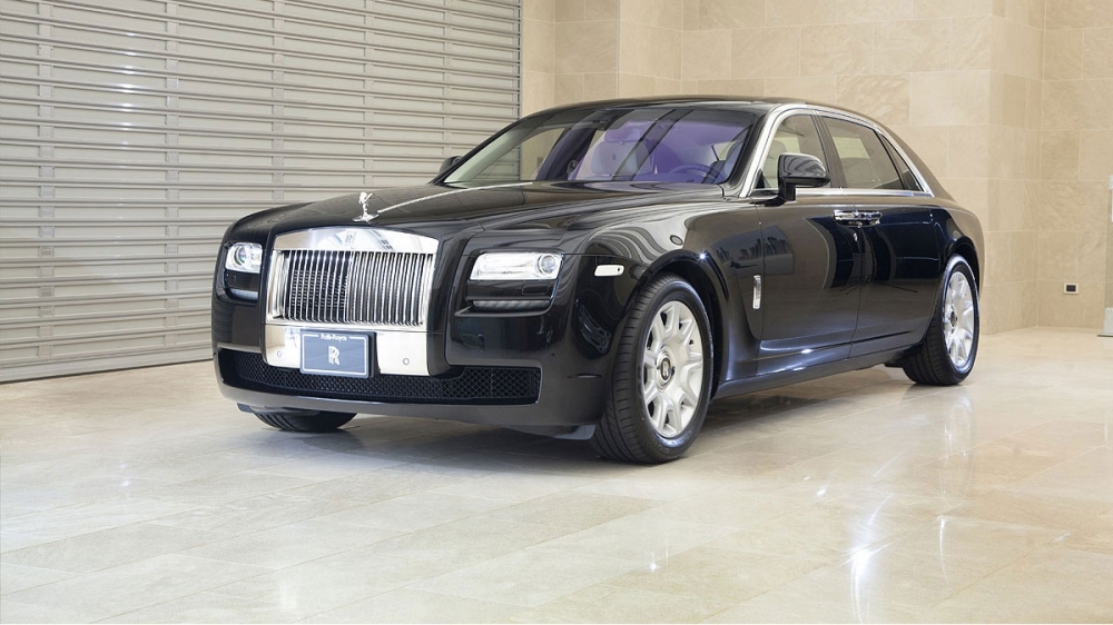 Rolls-Royce_Ghost_6.6 V12 EWB