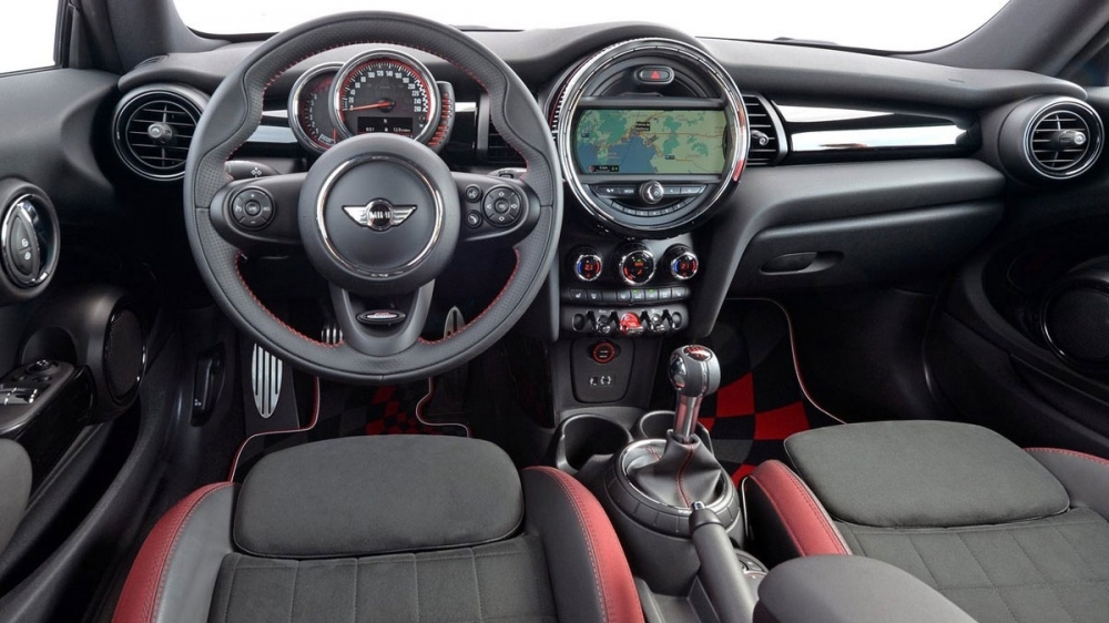 Mini_Hatch_John Cooper Works手排版