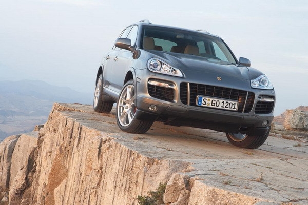 Porsche_Cayenne_Turbo S