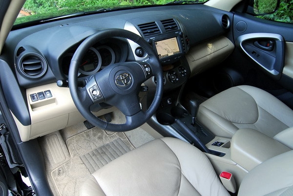 Toyota_RAV4_2.4 4WD 旗艦型