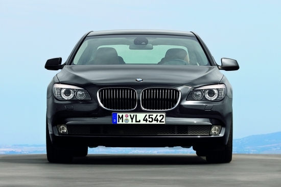 BMW_7-Series_740i