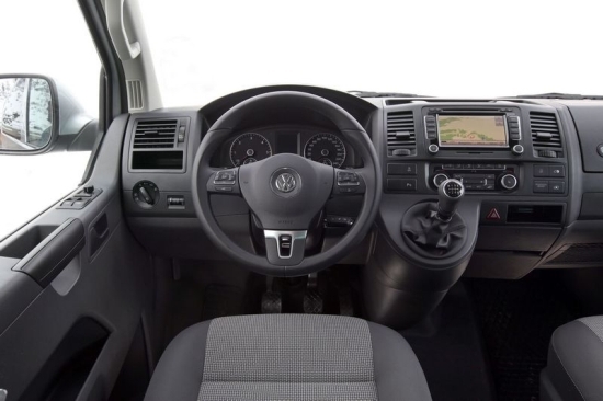 Volkswagen_Caravelle_L 2.0 TDI M6