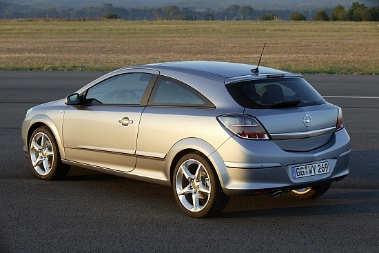 Opel_Astra GTC_1.8 Panorama