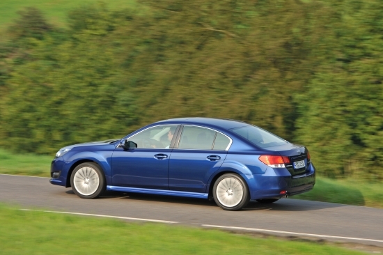 Subaru_Legacy Sedan_2.0i