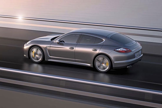 Porsche_Panamera_Turbo S