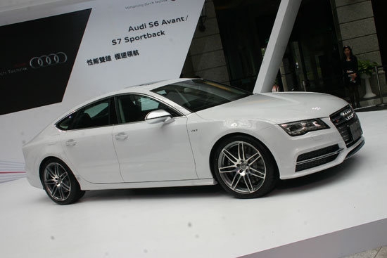 Audi_A7 Sportback_S7 4.0 TFSI quattro