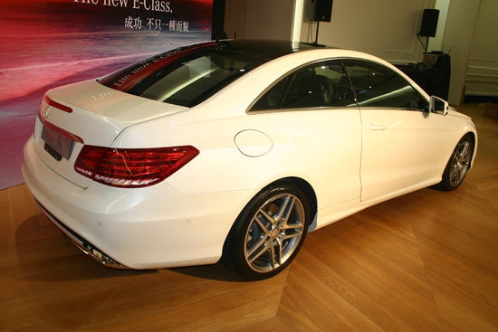 M-Benz_E-Class Coupe(NEW)_E400