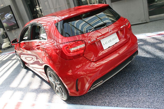 M-Benz_A-Class_A45 AMG 4MATIC