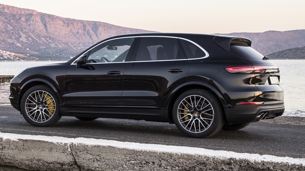 2023 Porsche Cayenne S