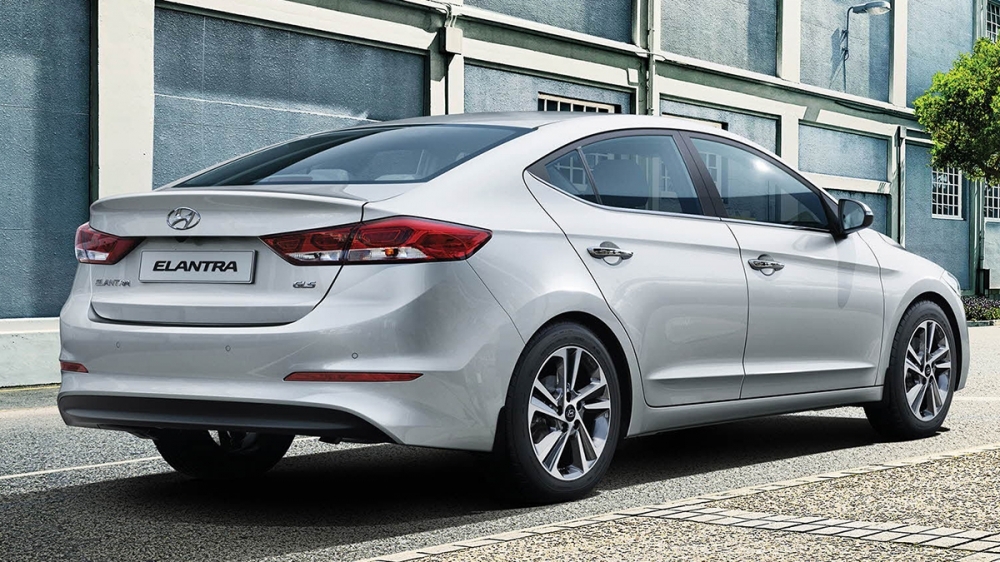 Hyundai_Elantra(NEW)_旗艦型