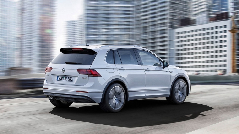 Volkswagen_Tiguan_380 TSI R-Line  Performance