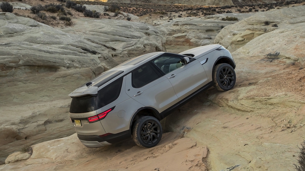 2020 Land Rover Discovery SCV6 HSE