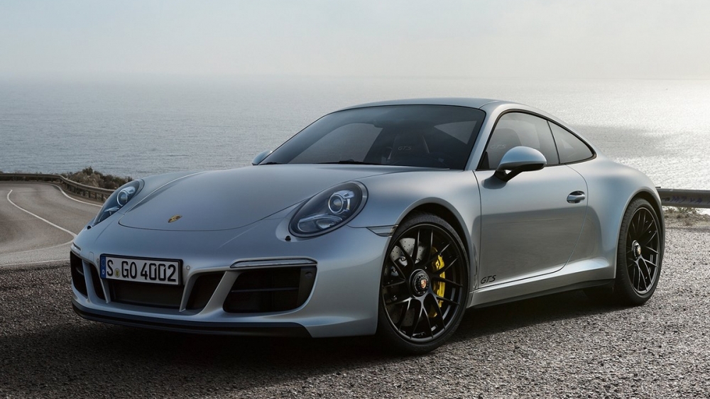 Porsche_911 Carrera 4_GTS Coupe