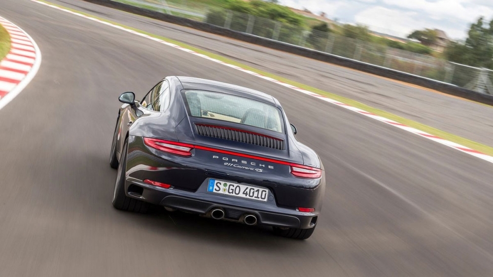 2019 Porsche 911 Carrera 4 S Coupe