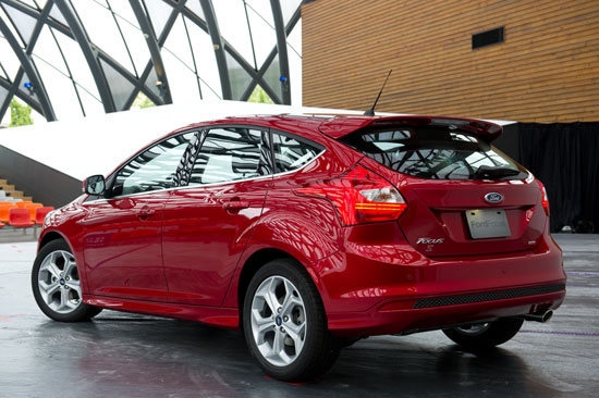 2013 Ford Focus 5D 2.0汽油時尚經典型