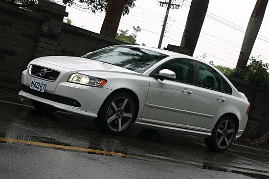 2011 Volvo S40 D4 R-Design