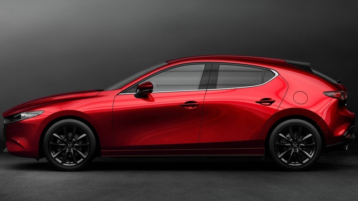 2023 Mazda 3 5D 20S Signature