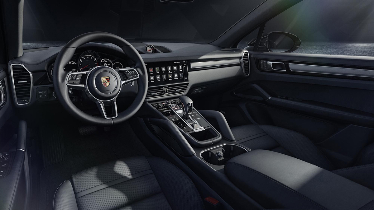 2023 Porsche Cayenne V6 Platinum Edition