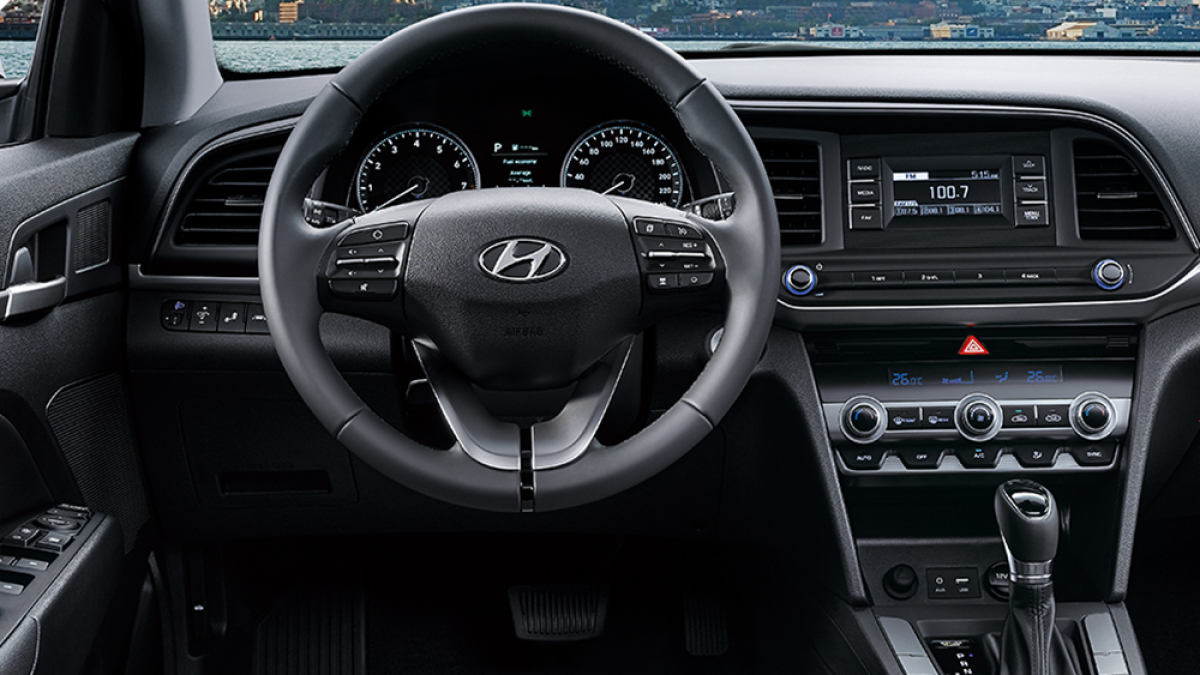 2020 Hyundai Elantra 豪華型