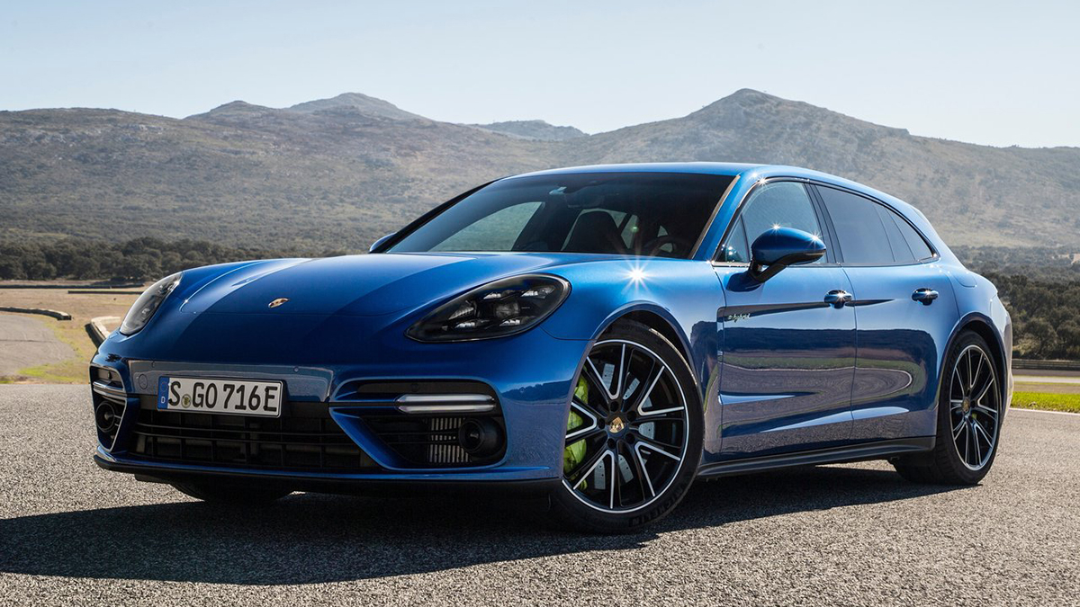 2019 Porsche Panamera Sport Turismo Turbo S  E-Hybrid