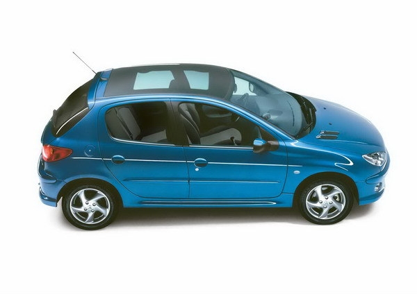 Peugeot_206_1.6