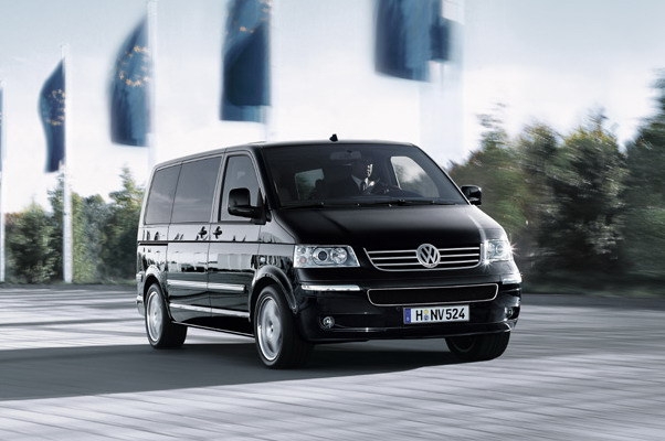 Volkswagen_T5_Multivan Executive 2.5 TDI