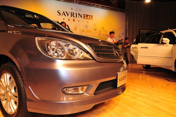 Mitsubishi_Savrin_2.4豪華型五人座